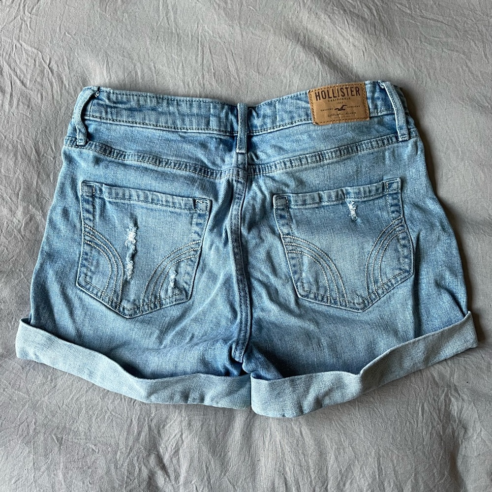 High Rise Mom Shorts - Picture 3 of 5